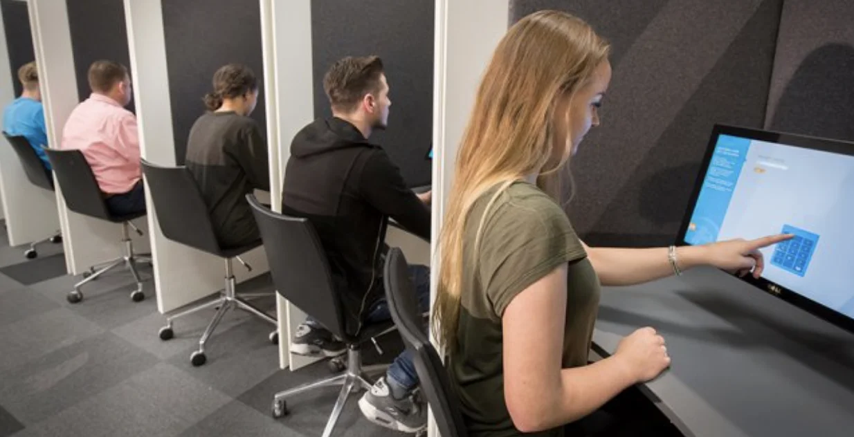 10 veelgemaakte fouten bij het theorie-examen (en hoe je ze voorkomt)